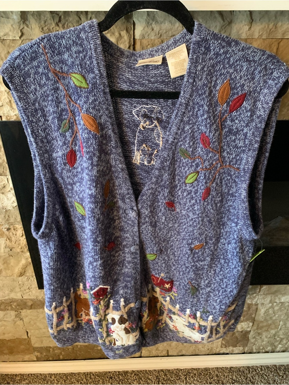 Vintage Farmhouse Embroidered Blue Sleeveless Knit Sweater Vest Goat Grannycore